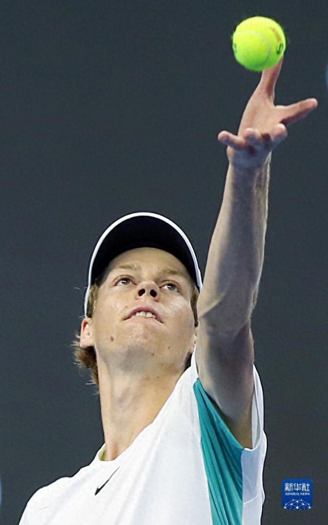 他们不仅仅 他们不仅仅