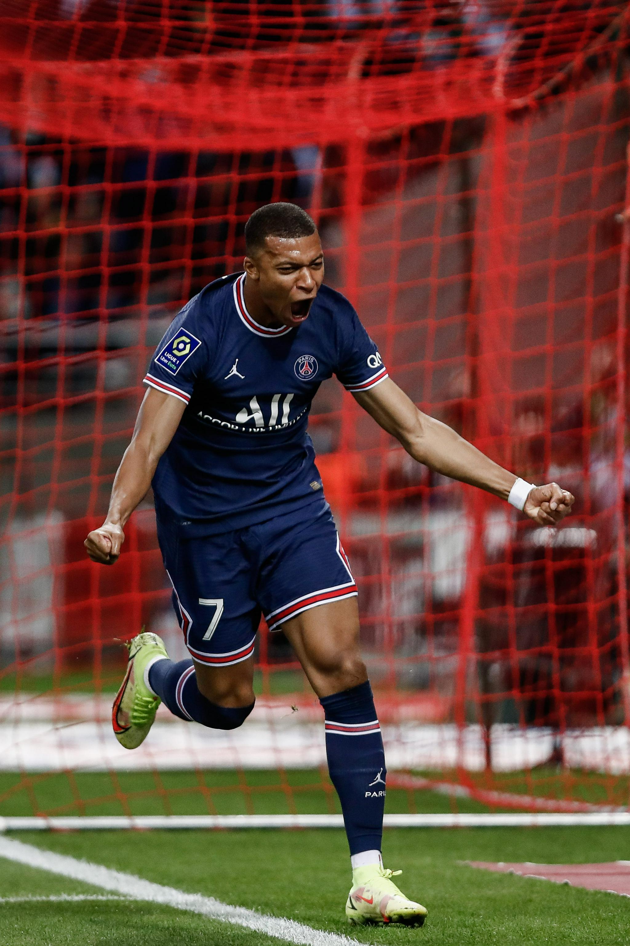 外线牵制 外线牵制